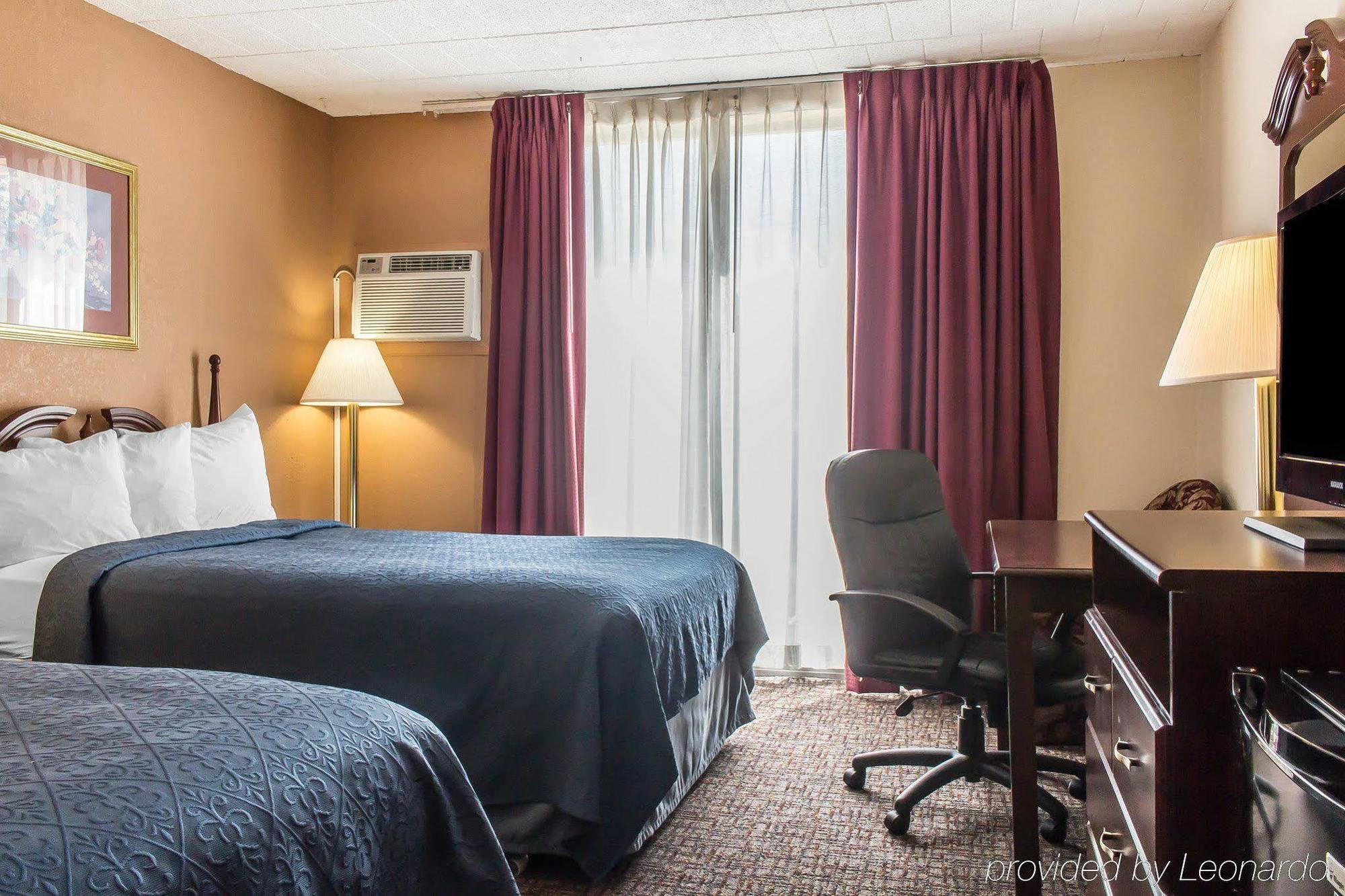 Fairbridge Inn & Suites Poconos Stroudsburg Exterior foto