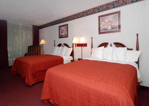 Fairbridge Inn & Suites Poconos Stroudsburg Habitación foto